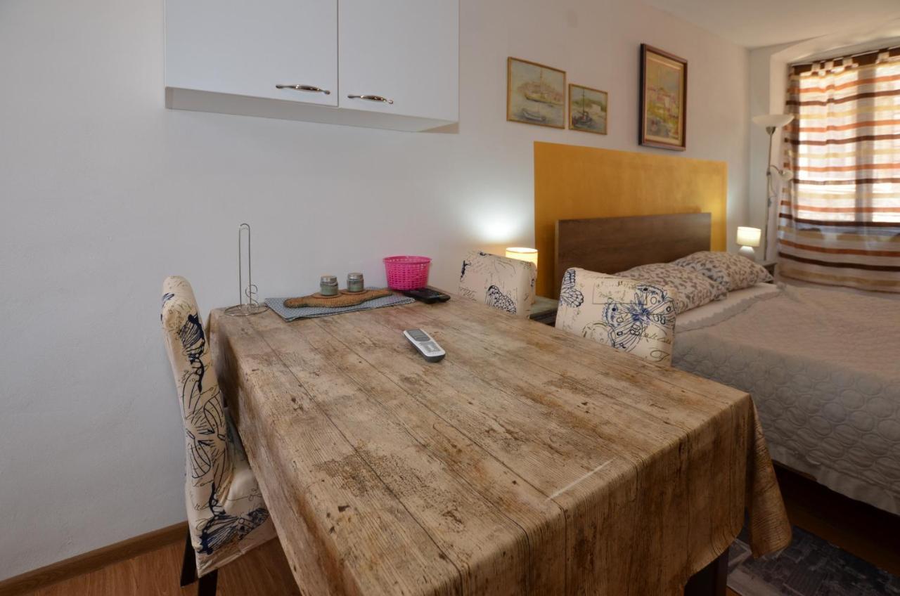 Ferri 16 Studio Rovinj Exteriér fotografie